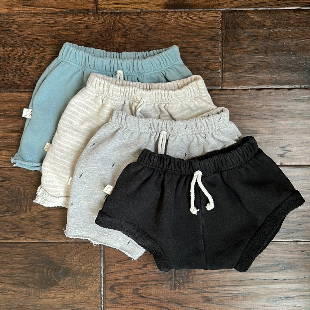 Lot of Childhoods Clothing Gender Neutral Shorts, size 3T.